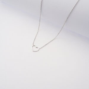 Collana con cuore piccolo a filo in oro bianco 18kt