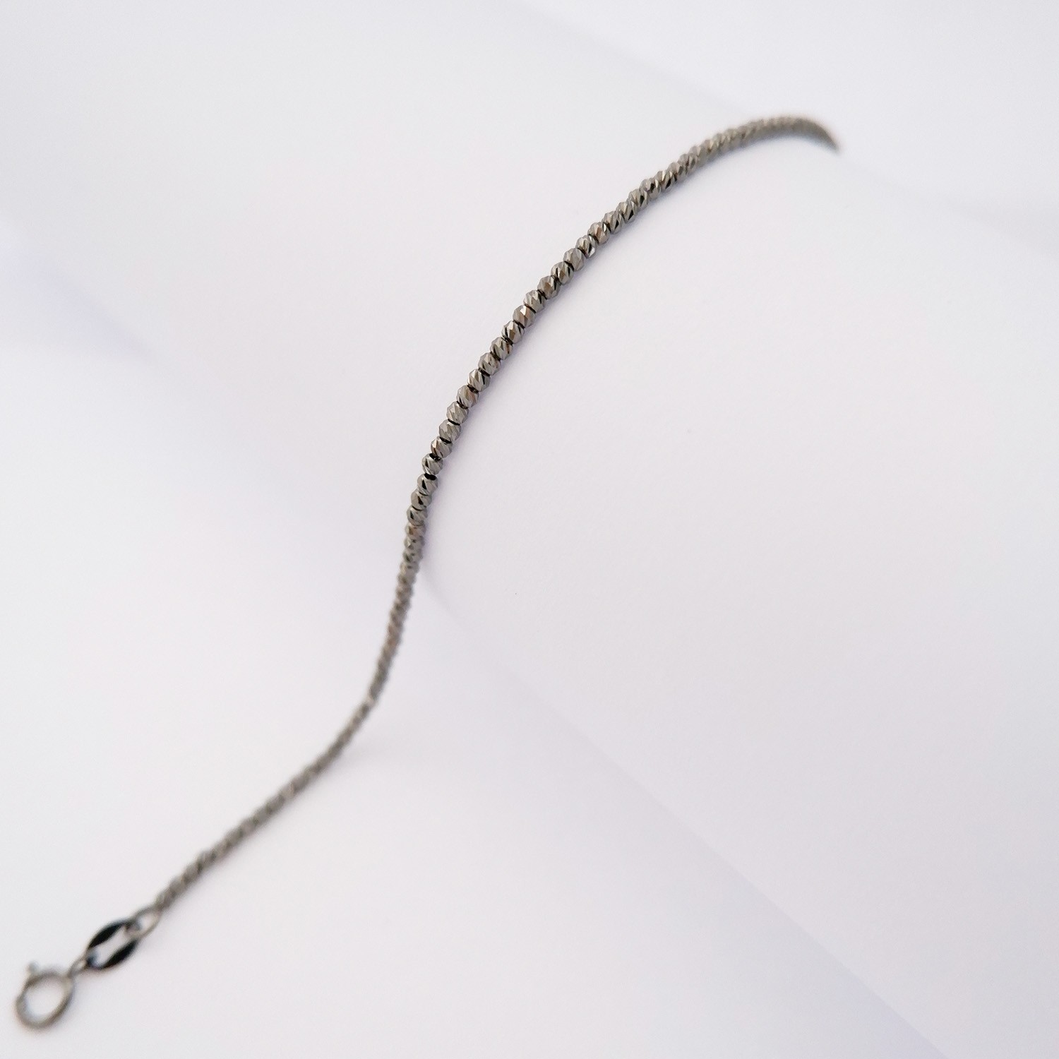 Bracciale Mini Sfere diamantate in oro 18kt rodio nero