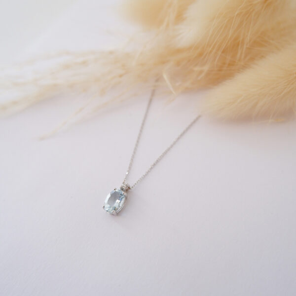 Collana Acquamarina Ovale 7x5 in oro 18kt e diamante - Nihama