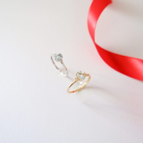 Anello Acquamarina ovale 6×4 in Oro bianco 18kt e Diamanti – Nihama - immagine 3