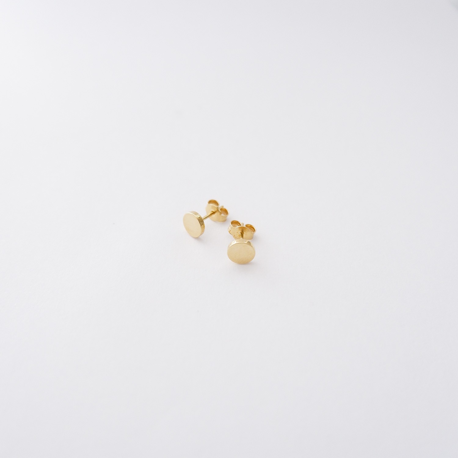 Orecchini Dischetto in oro giallo 18kt