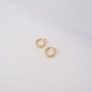 Orecchini a cerchio in Oro Giallo 18kt – Mini Bombato Lavorato