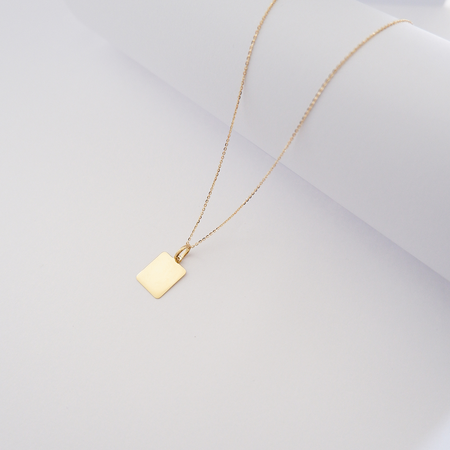 Collana Medaglia Rettangolo in oro giallo 18kt