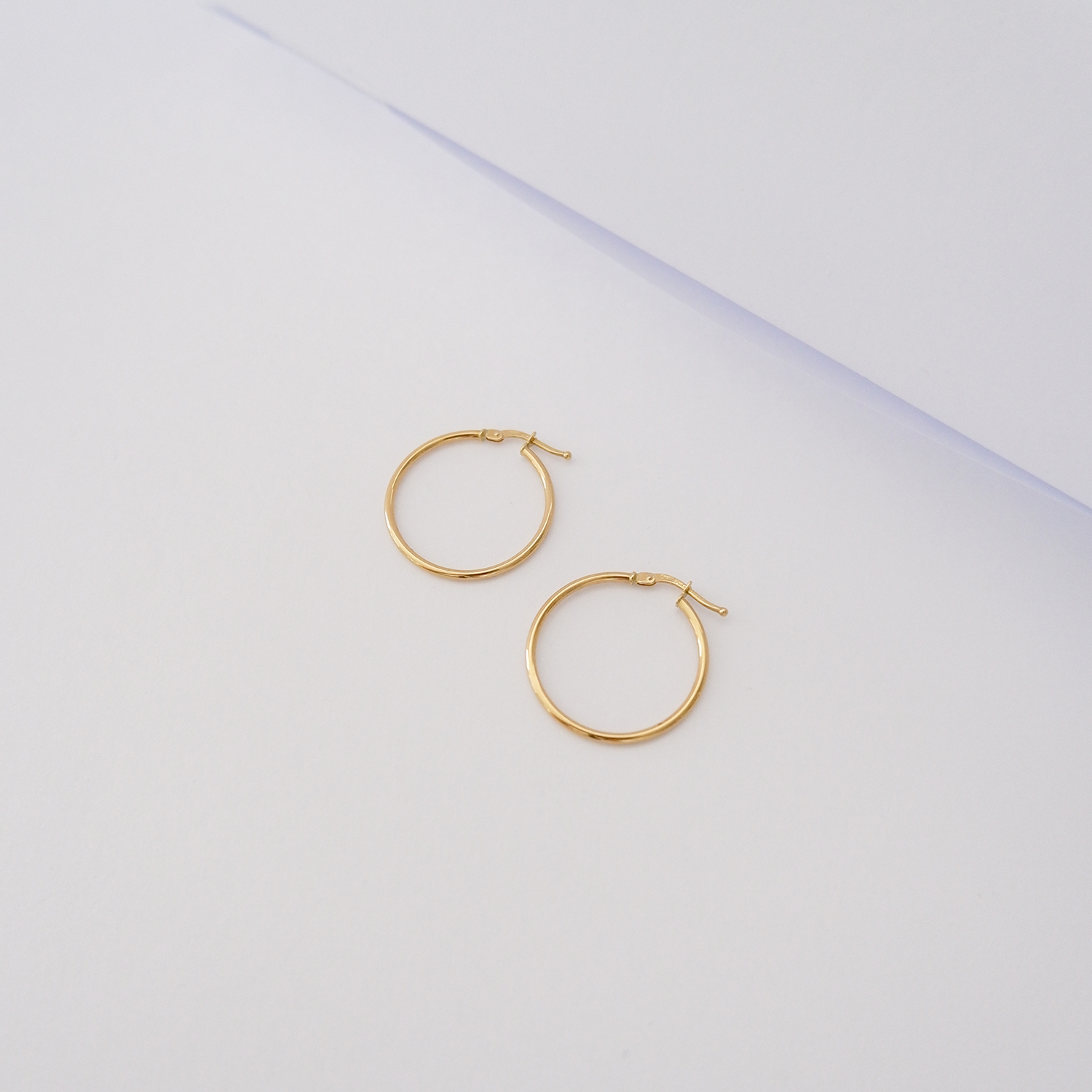 Orecchini a Cerchio in Oro Giallo 18Kt – Liscio Grande